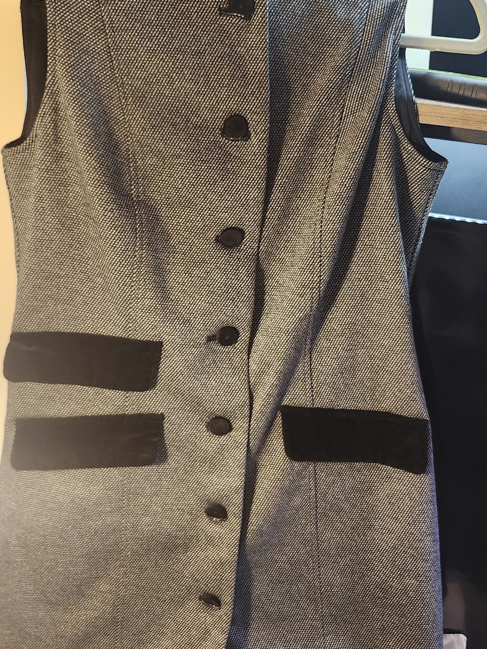 If Only Studio Velvet-Trim Sleeveless Sheath Mini Dress Size 2